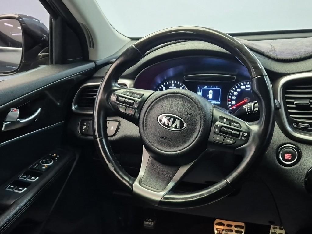 KIA Sorento - Vista 9