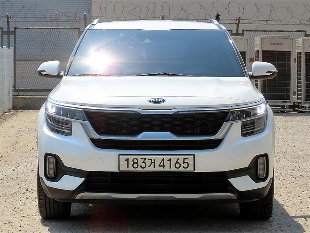 KIA Seltos 2020 Blanco - Importación desde Corea - HF Imports Iquique - Foto 1