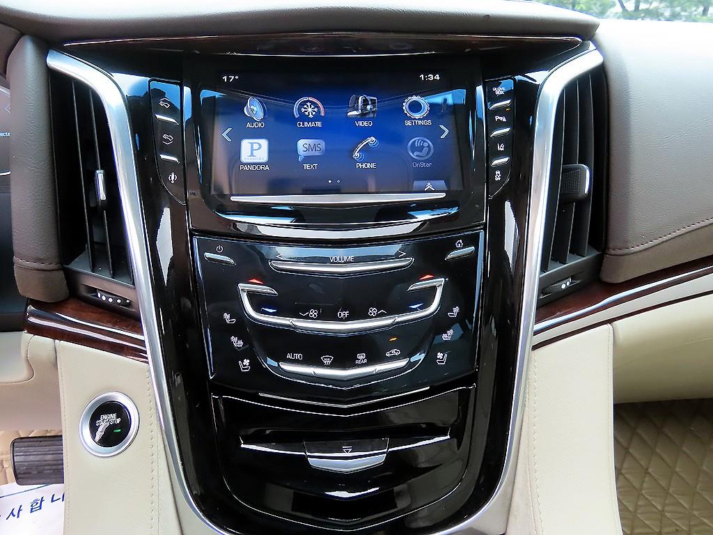 Cadillac Escalade 2019 Negro - Importación desde Corea - HF Imports Iquique - Foto 13