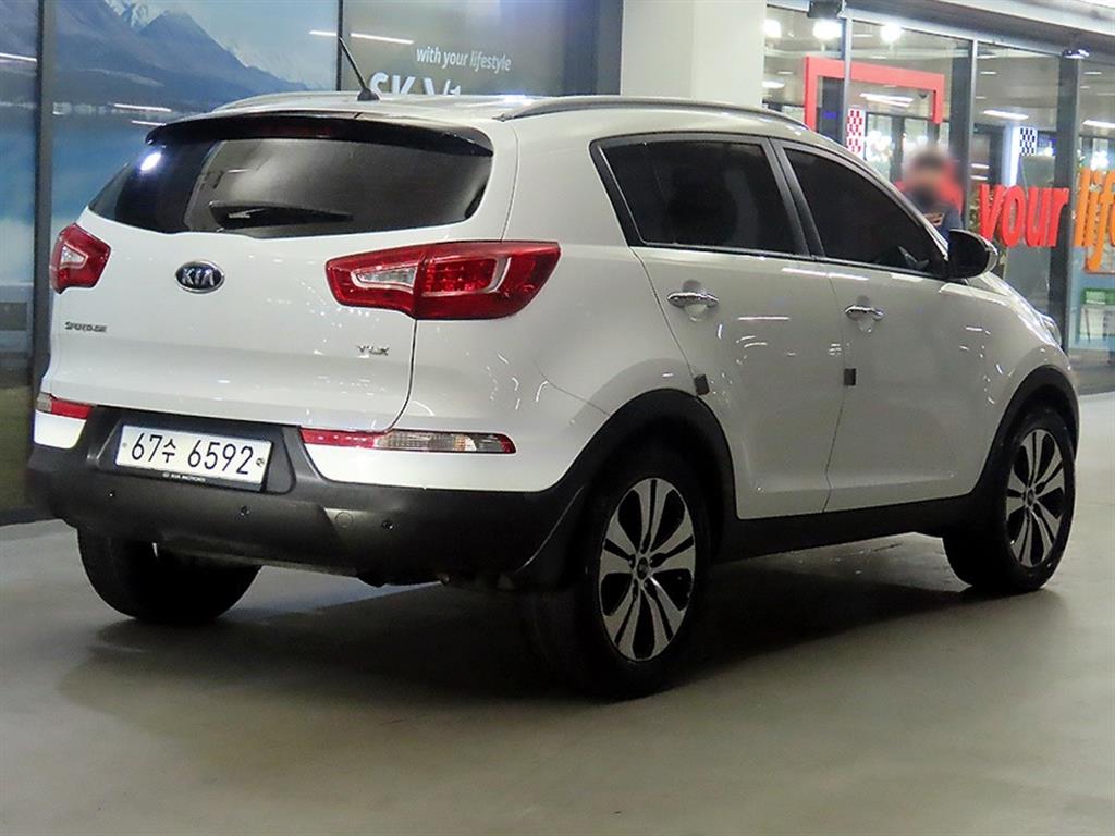 KIA Sportage - Vista 4
