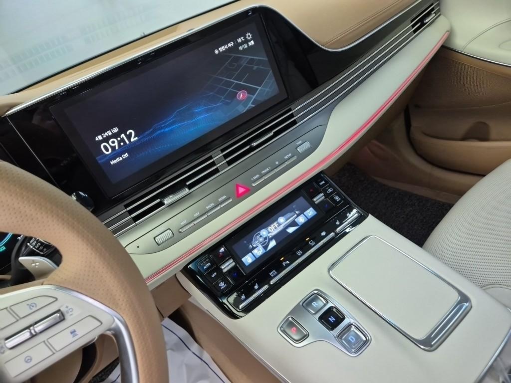 HYUNDAI Grandeur 2022 Blanco - Importación desde Corea - HF Imports Iquique - Foto 15