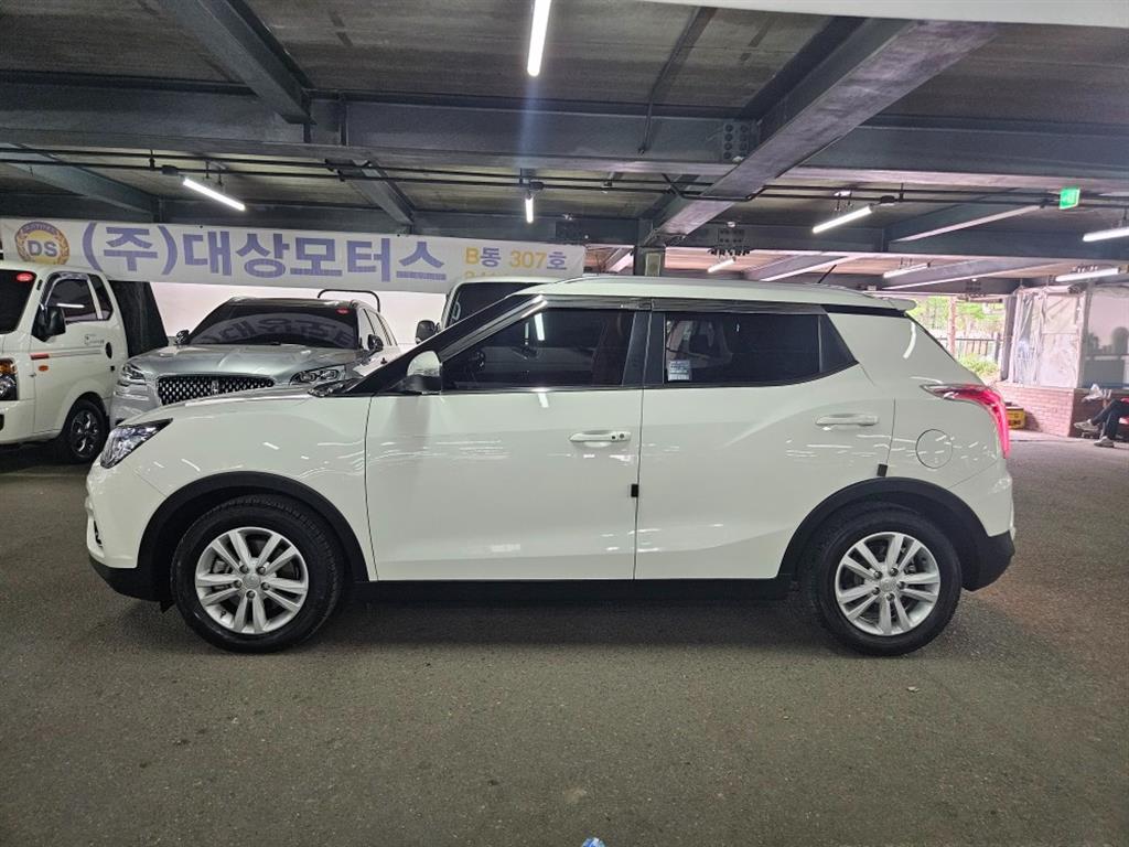 Ssangyong Tivoli - Vista 3
