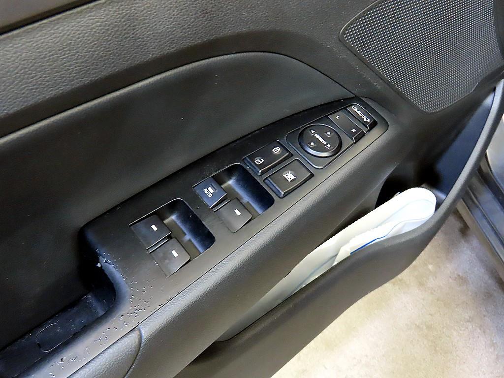 HYUNDAI Avante 2017 Gris - Importación desde Corea - HF Imports Iquique - Foto 13