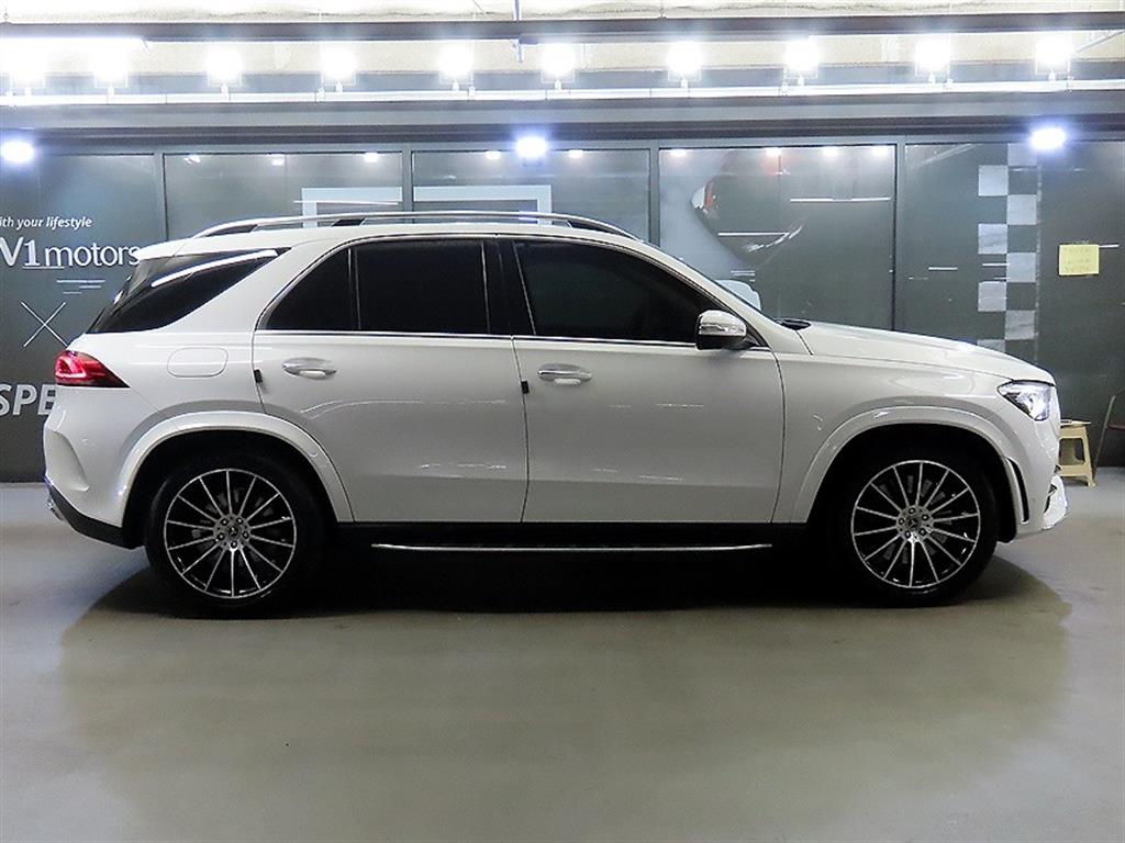 Mercedes Benz GLE Class - Vista 3