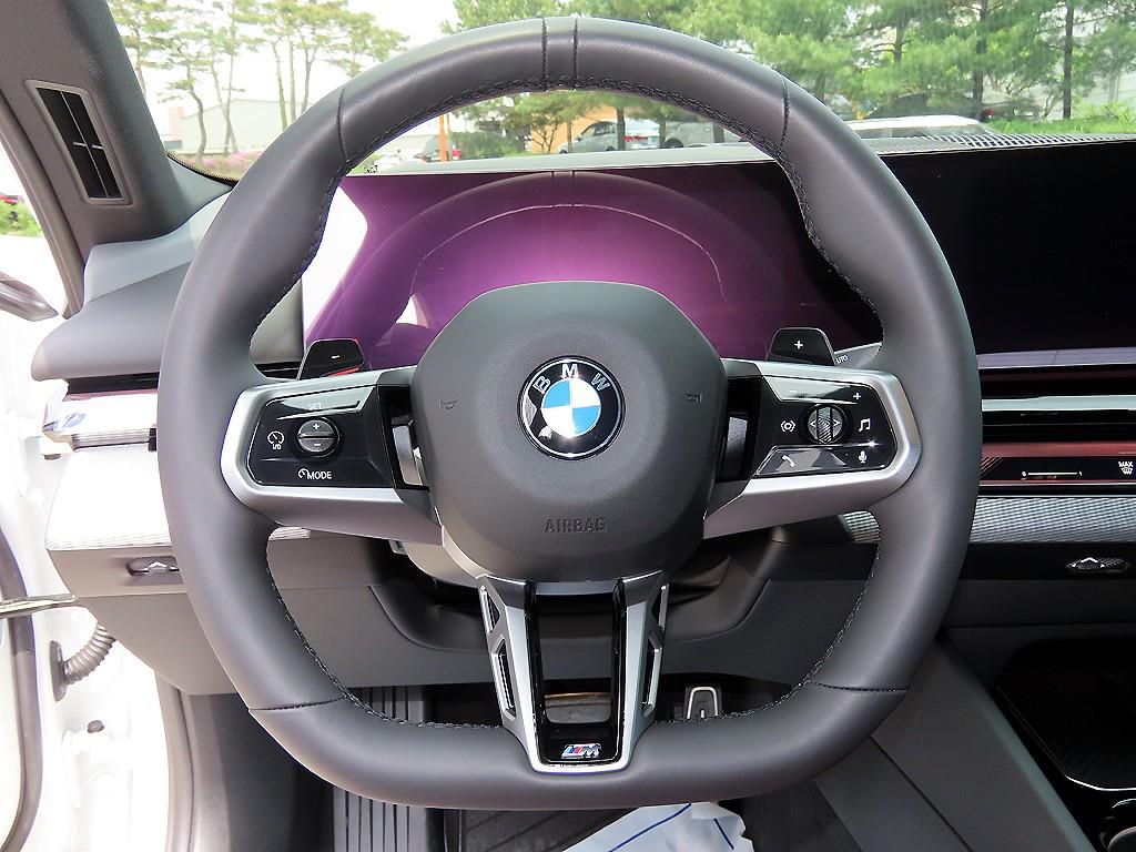 BMW 5 Series - Vista 8