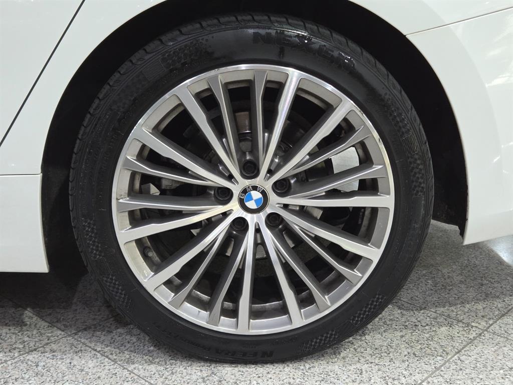 BMW 3 series 2019 Blanco - Importación desde Corea - HF Imports Iquique - Foto 20