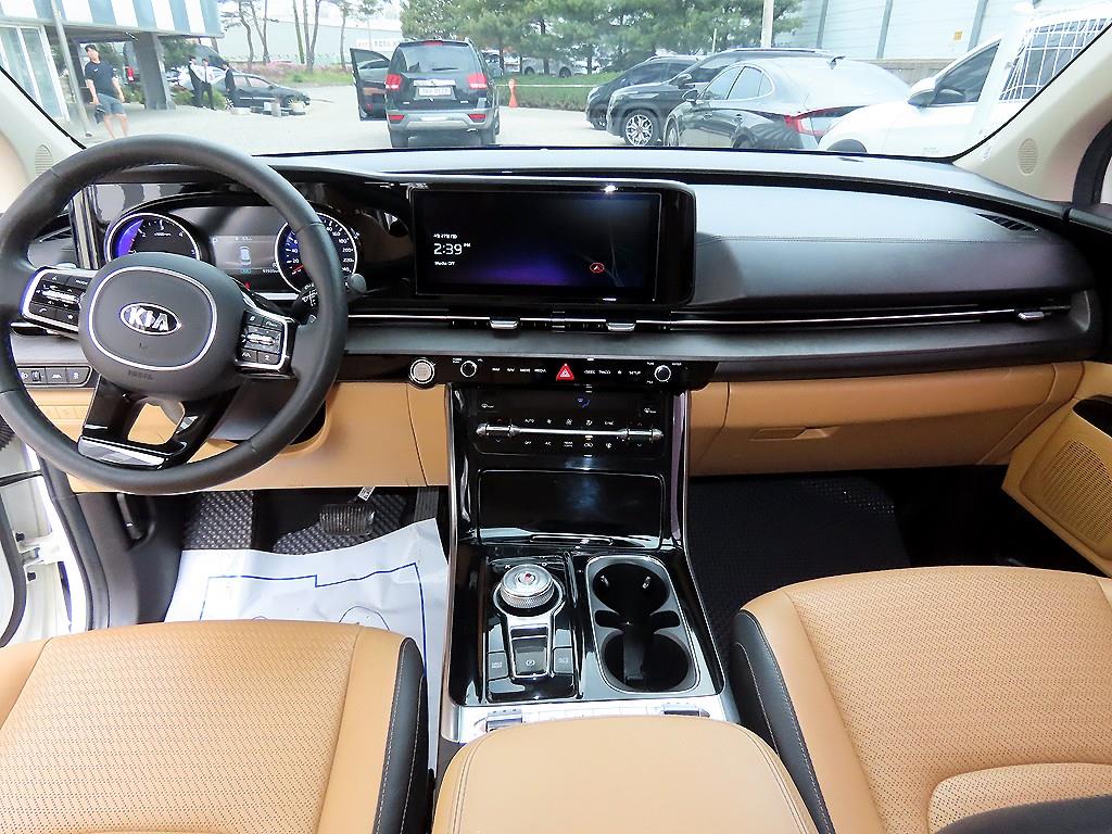 KIA Carnival - Vista 7
