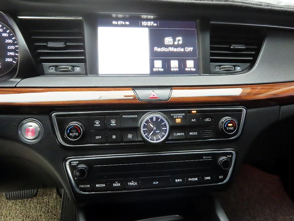 KIA K7 - Vista 9