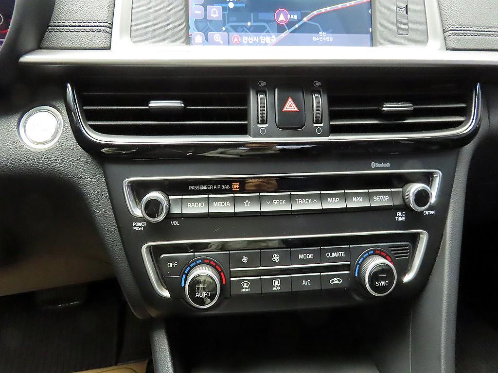 KIA K5 - Vista 10