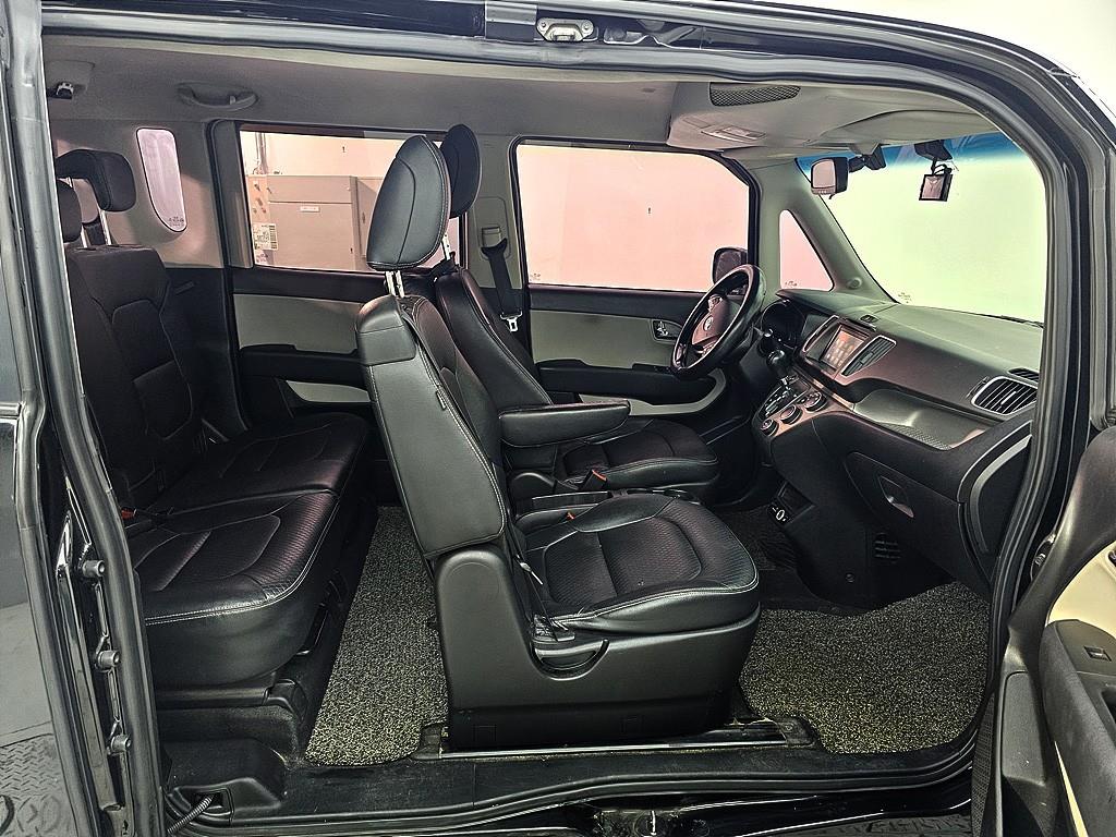 KIA Ray - Vista 10