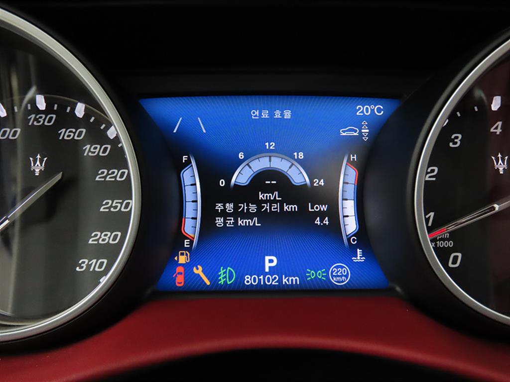Maserati Levante - Vista 9