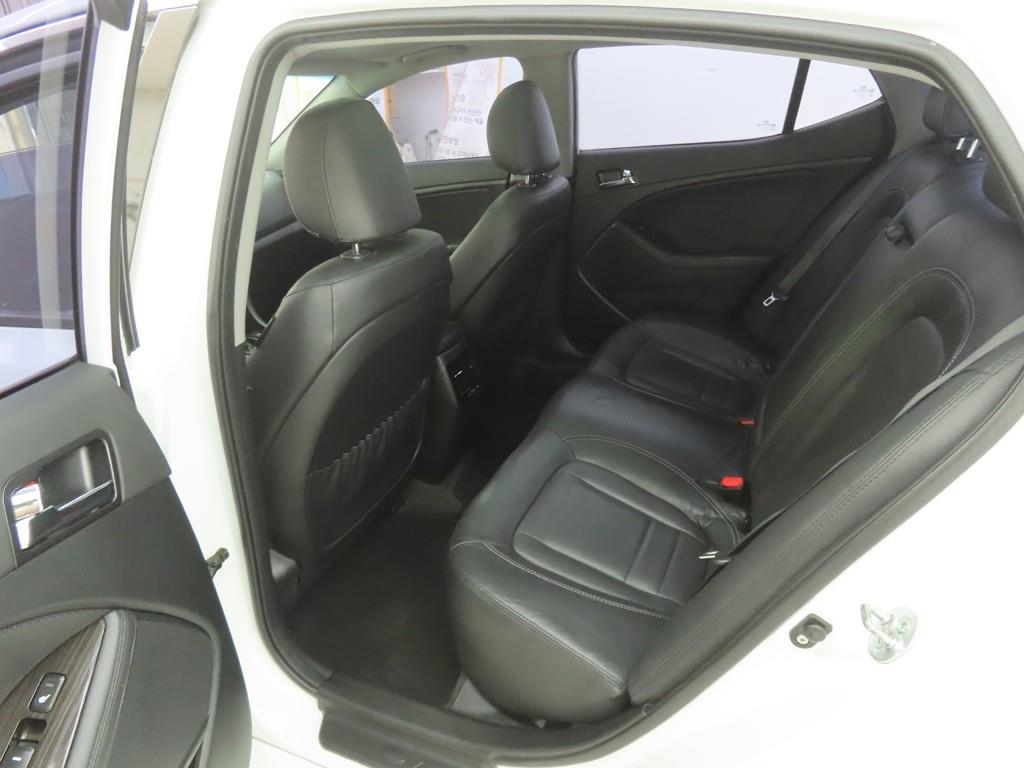 KIA K5 - Vista 6