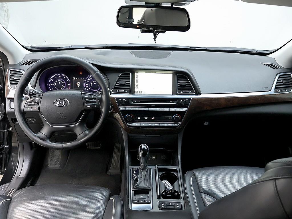 HYUNDAI Aslan - Vista 9