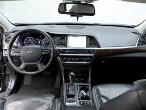 HYUNDAI Aslan - Vista 10