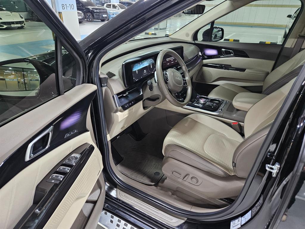 KIA Carnival - Vista 7