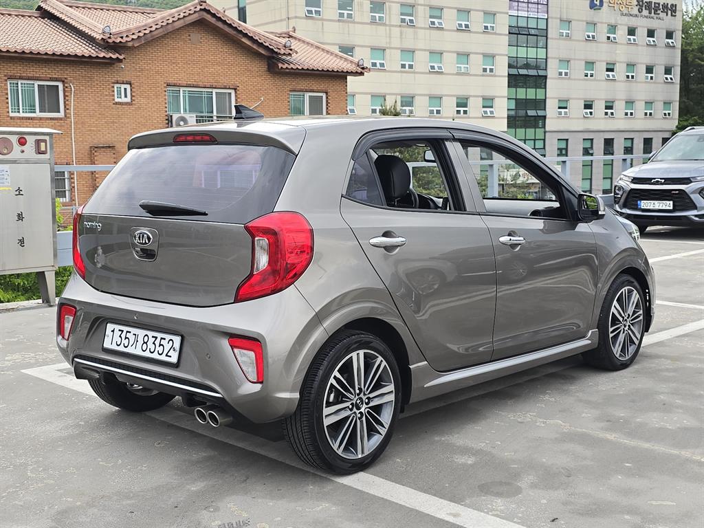 KIA Morning - Vista 5