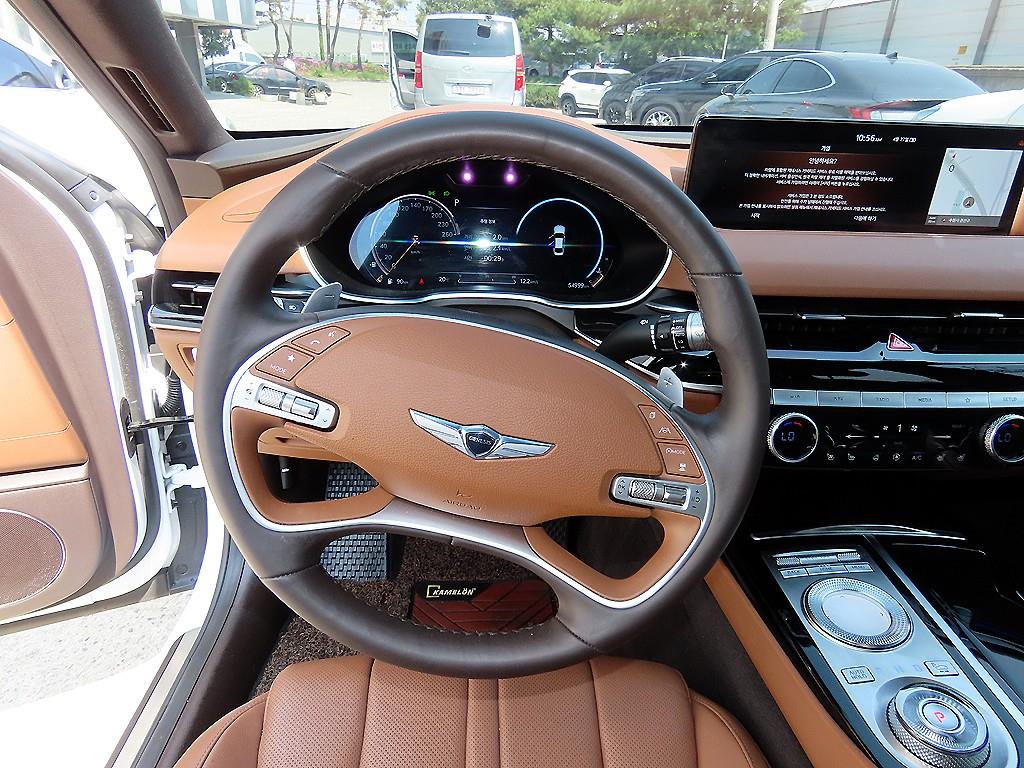 Genesis G80 - Vista 8