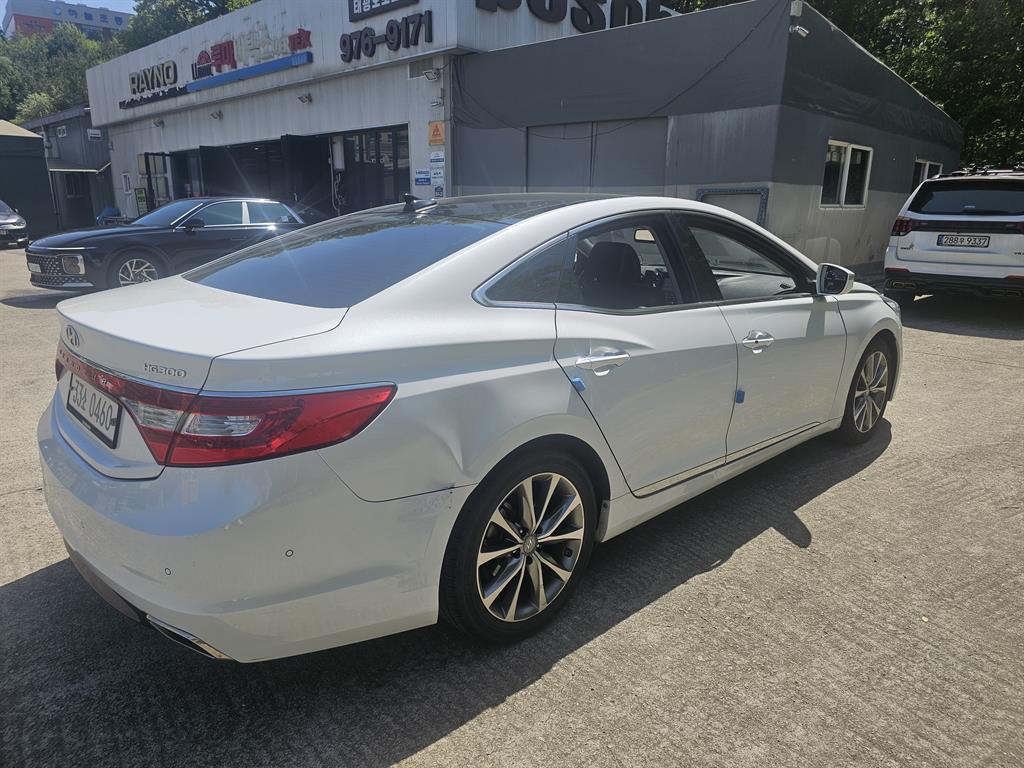 HYUNDAI Grandeur - Vista 4