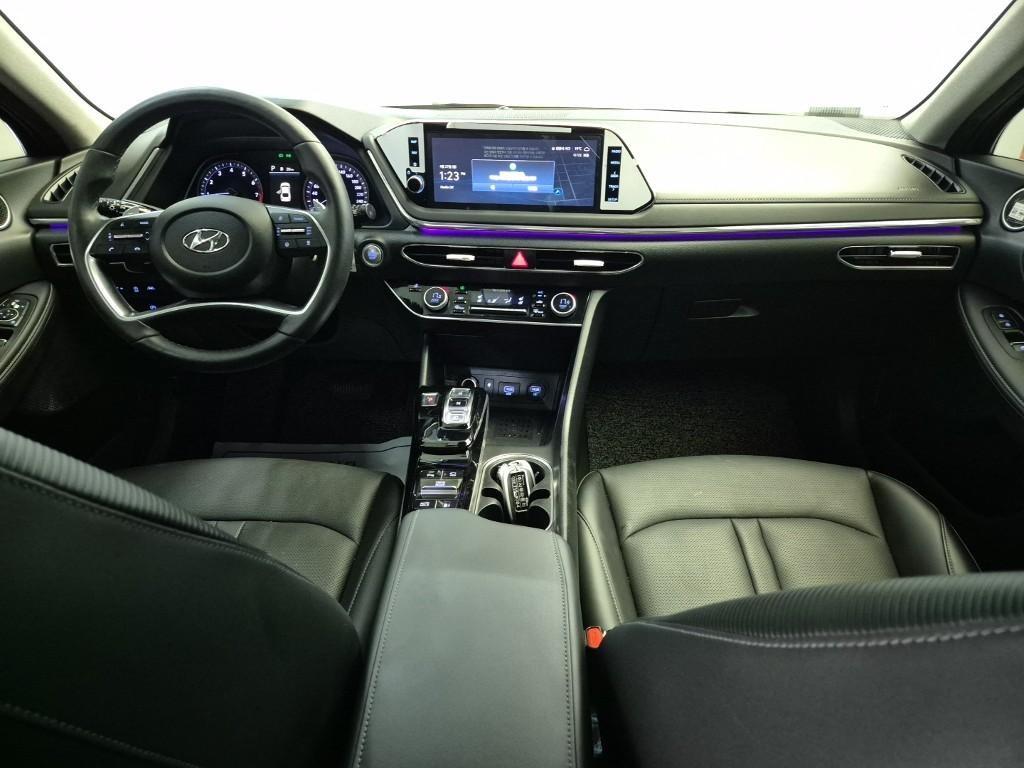 HYUNDAI Sonata - Vista 7