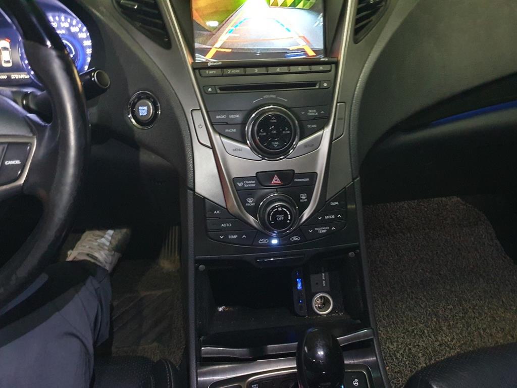 HYUNDAI Grandeur 2014 Negro - Importación desde Corea - HF Imports Iquique - Foto 13