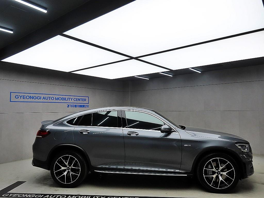 Mercedes Benz GLC Class - Vista 2