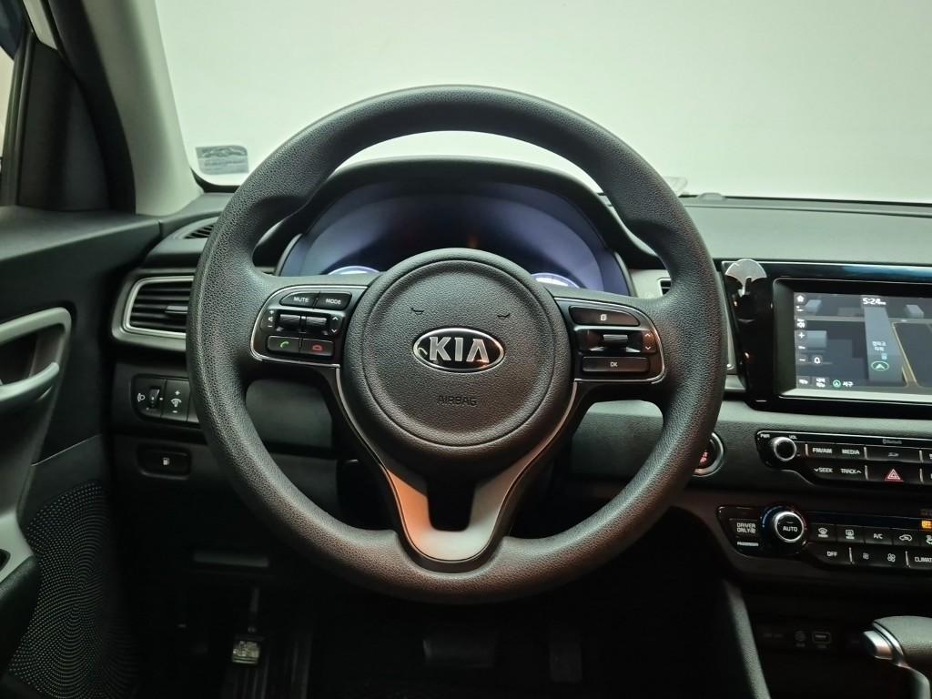 KIA Niro - Vista 9