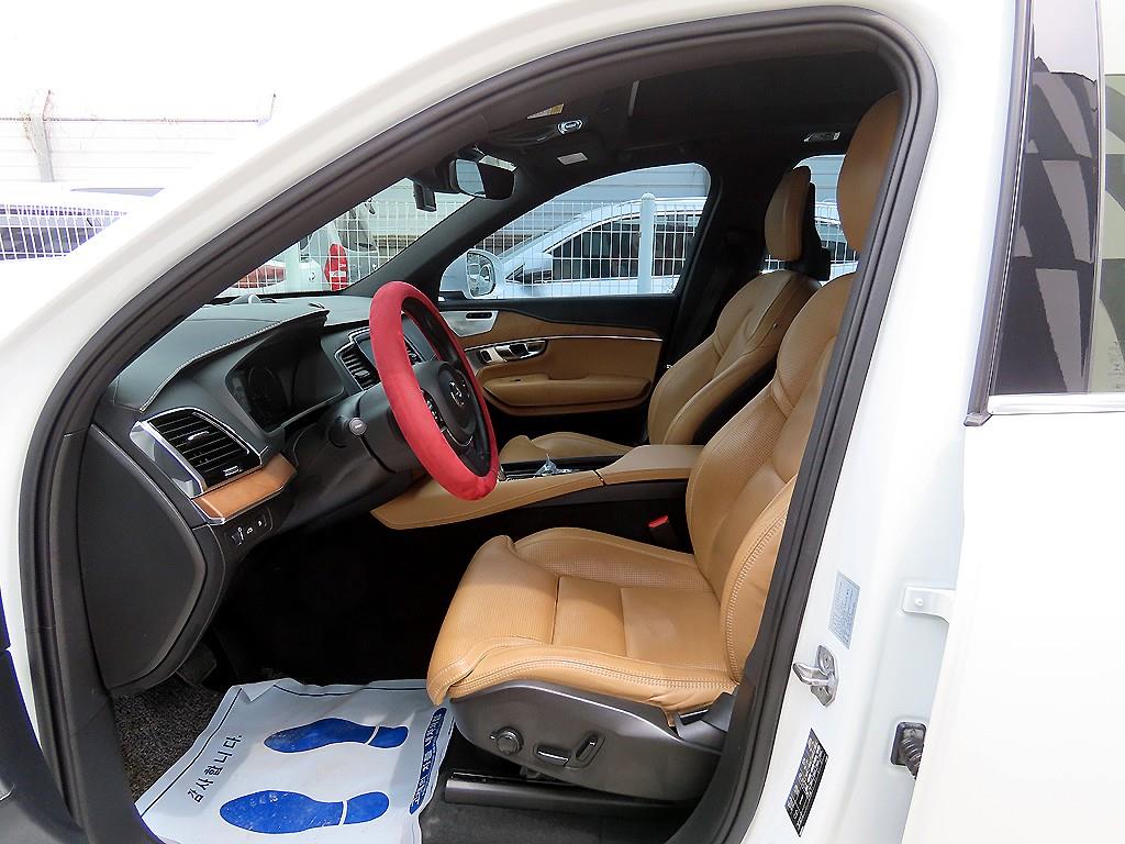 Volvo XC90 - Vista 5