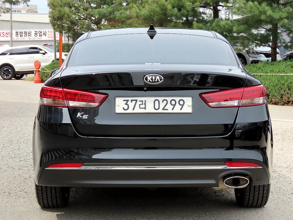 KIA K5 - Vista 4