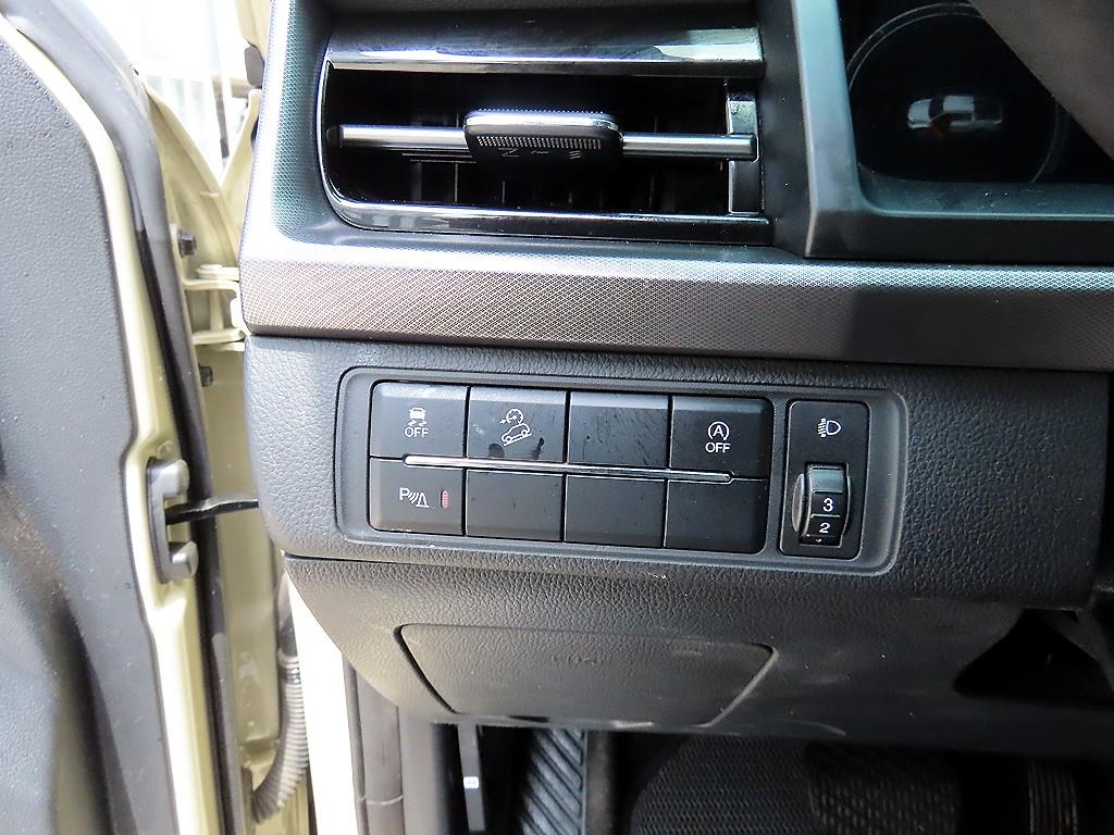 Ssangyong Rexton - Vista 12
