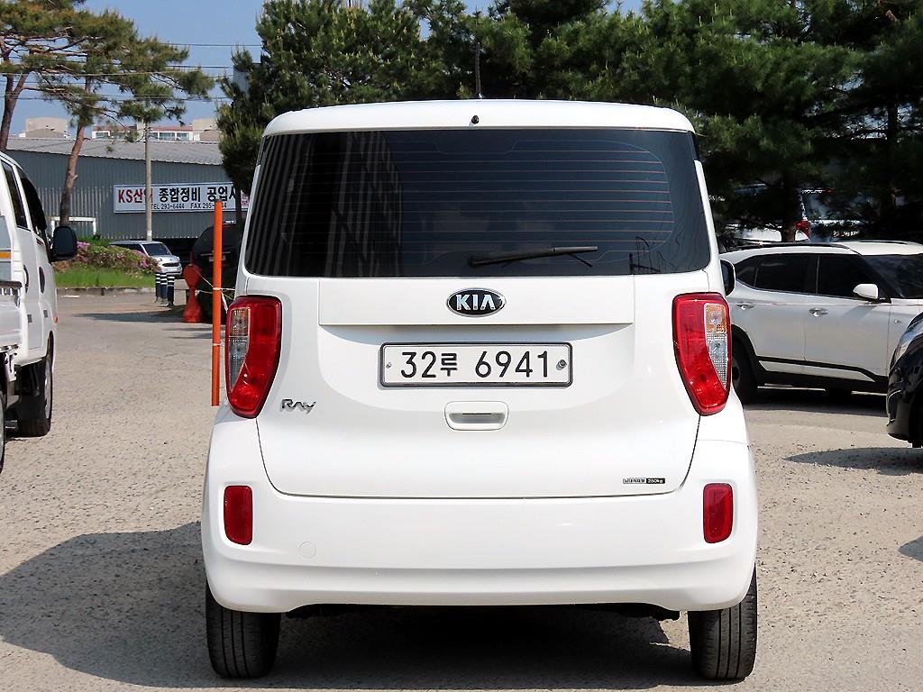 KIA Ray - Vista 4