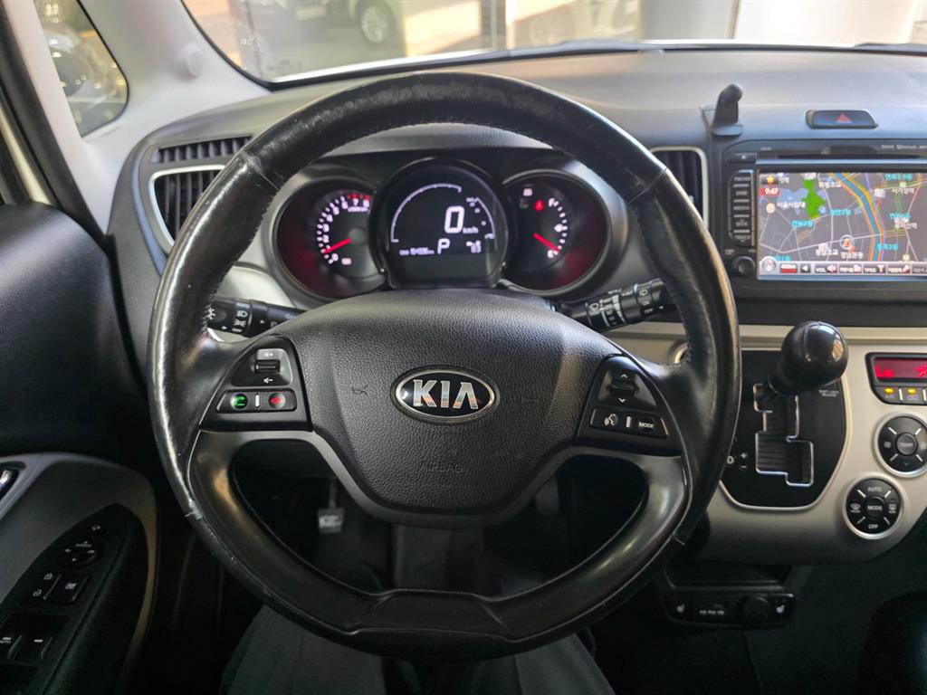 KIA Ray - Vista 5