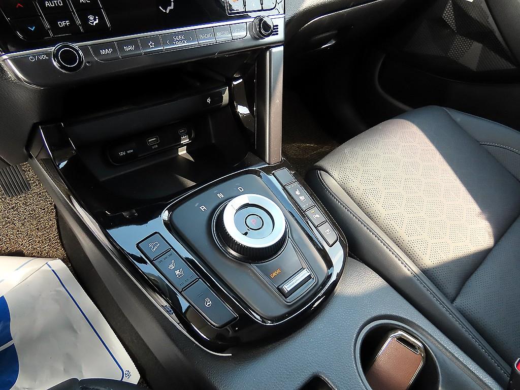 KIA Seltos - Vista 10