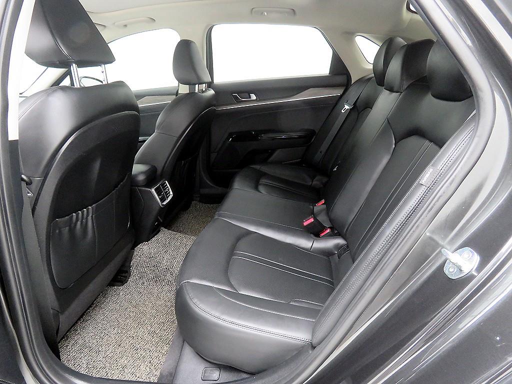 KIA K5 - Vista 6