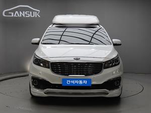 KIA Carnival - Vista 2