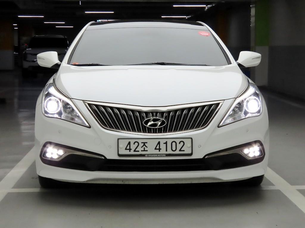 HYUNDAI Grandeur 2015 Blanco - Importación desde Corea - HF Imports Iquique - Foto 1