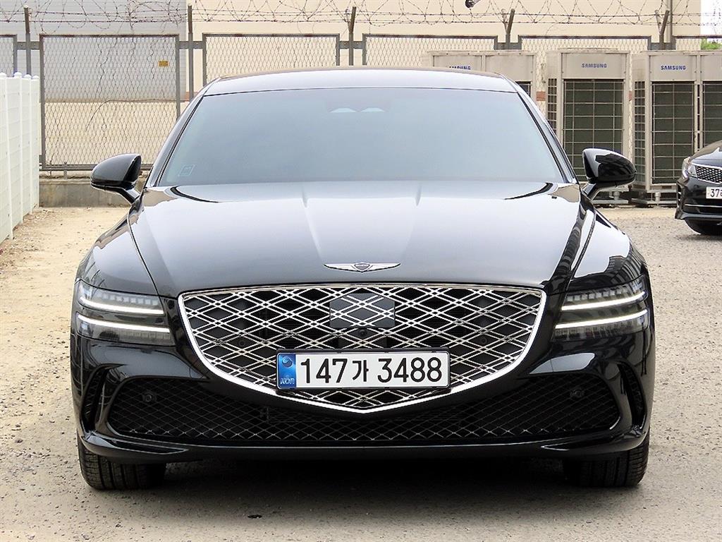 Genesis G80 2026 Negro - Importación desde Corea - HF Imports Iquique - Foto 1