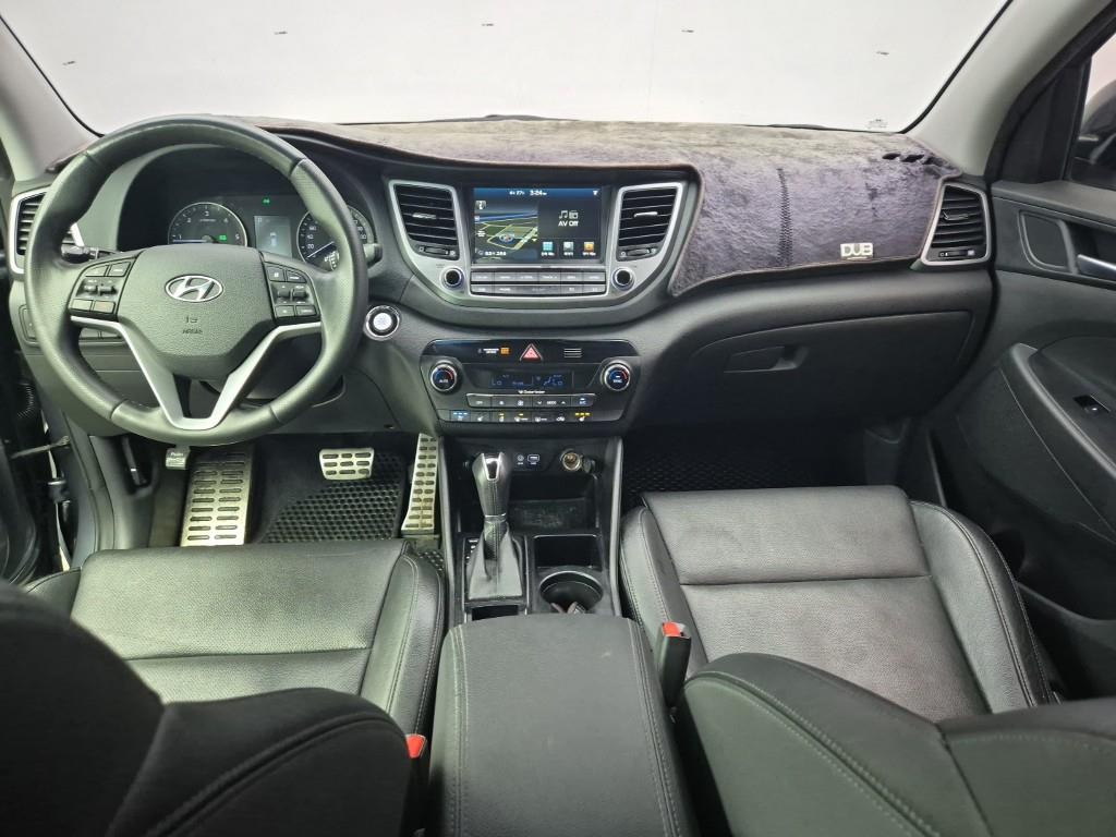 HYUNDAI Tucson - Vista 5