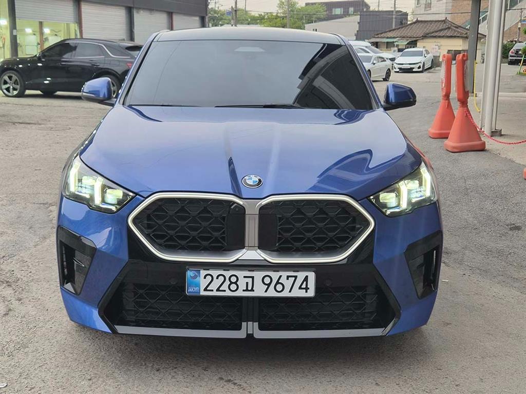 BMW X2 - Vista 2
