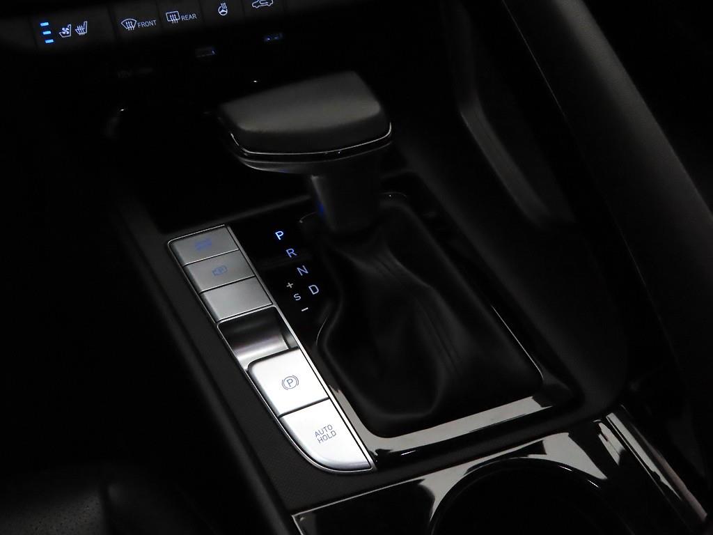 HYUNDAI Avante - Vista 11