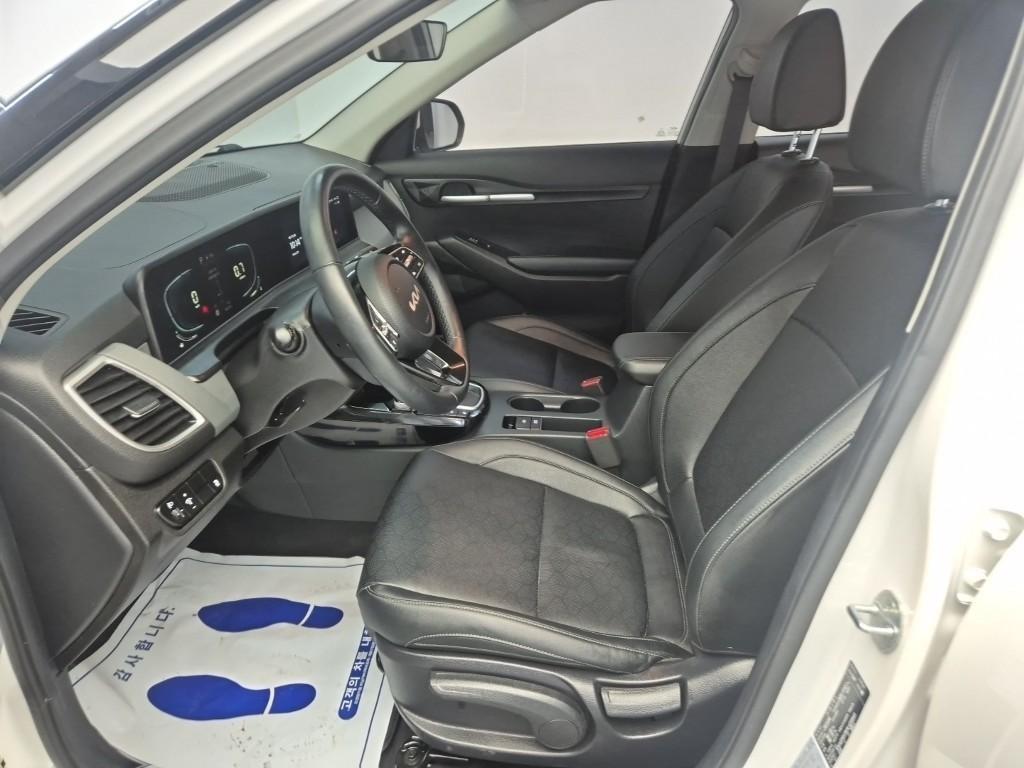 KIA Seltos - Vista 11