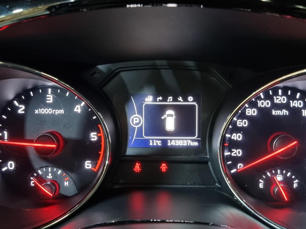 KIA Carnival 2018 Negro - Importación desde Corea - HF Imports Iquique - Foto 18