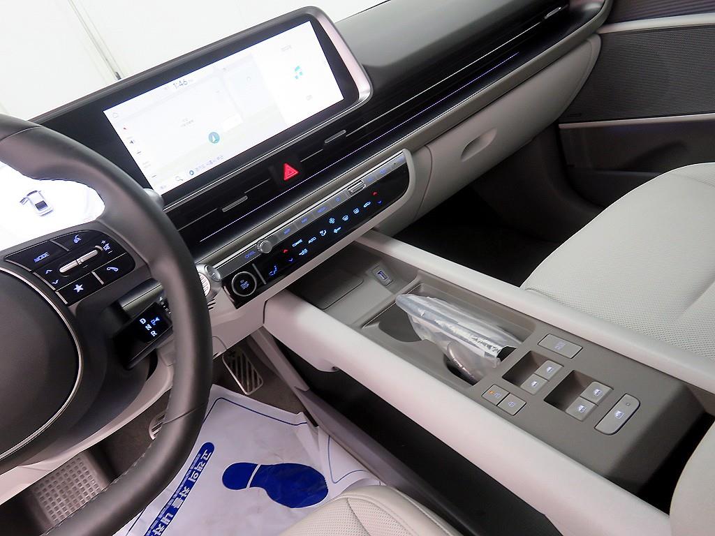 HYUNDAI Ioniq 6 - Vista 10