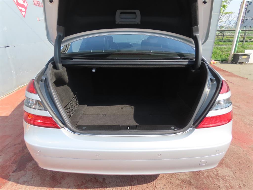 Mercedes Benz S Class - Vista 9