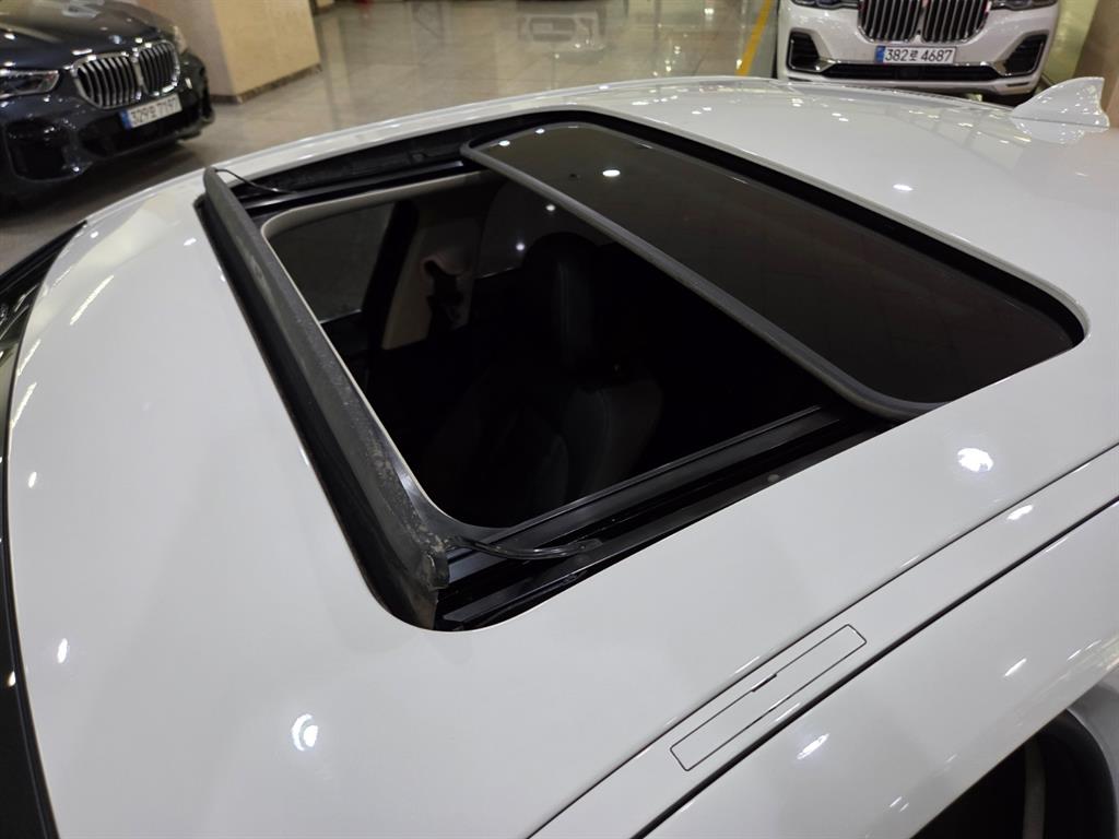 BMW 3 series 2019 Blanco - Importación desde Corea - HF Imports Iquique - Foto 17