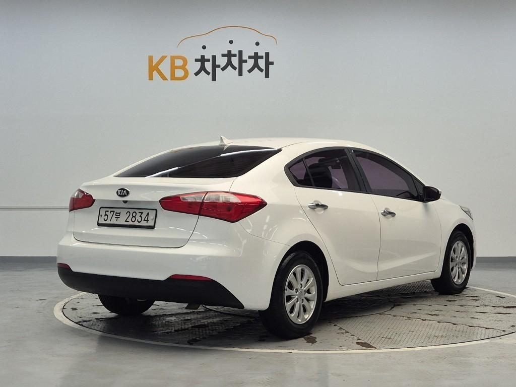 KIA K3 - Vista 3