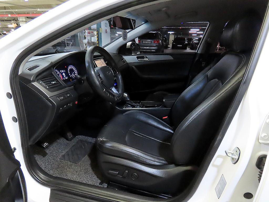 HYUNDAI Sonata - Vista 6