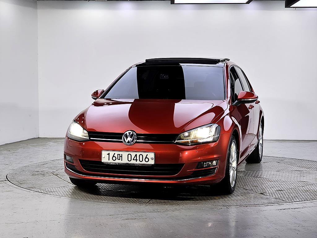 Volkswagen Golf - Vista 2