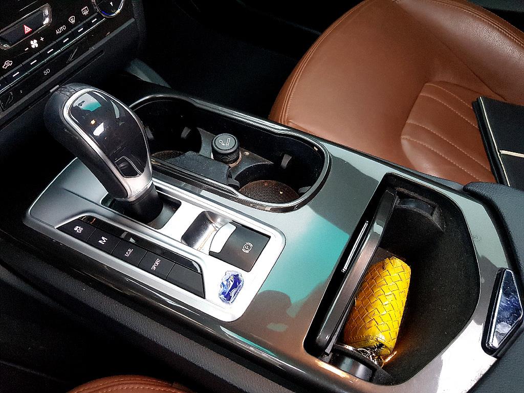 Maserati Ghibli - Vista 12