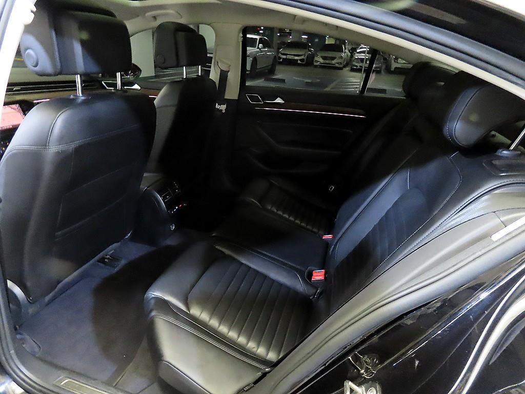Volkswagen Passat - Vista 7