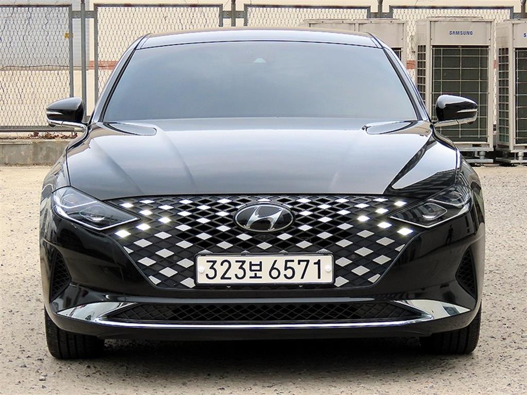 HYUNDAI Grandeur 2022 Negro - Importación desde Corea - HF Imports Iquique - Foto 1
